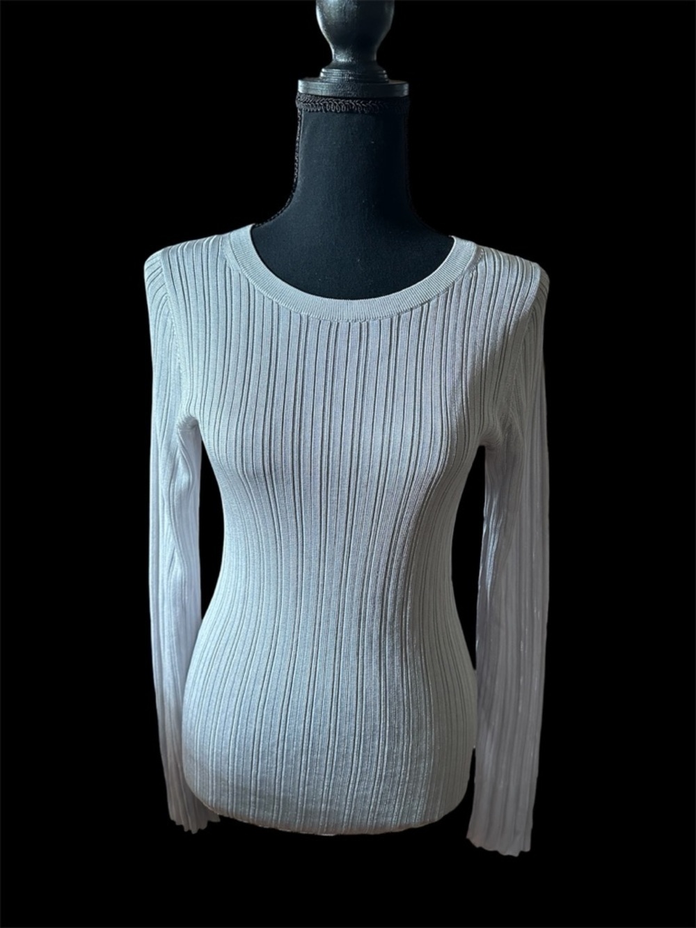 VINCE Ribbed Top Size M Silver Crew Neck Long Sleeve Viscose Slim Fit